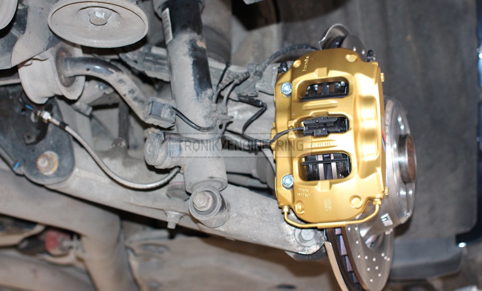 rear brake rotor 385-24 modified 4 pot Brembo caliper pic4 rear brake rotor 385-24 modified 4 pot Brembo caliper pic4
