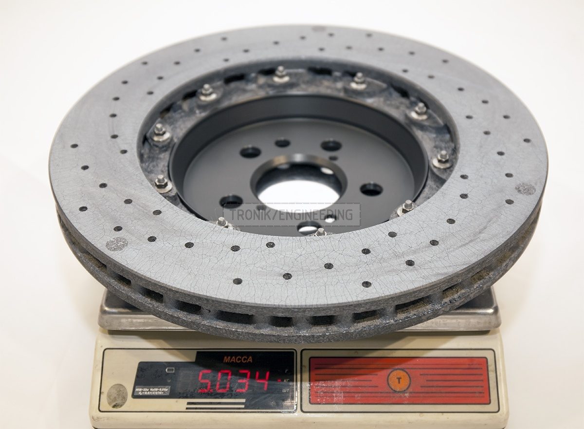 right rear Mercedes W222 S63AMG carbon ceramic brake rotor weight is 5034 gr
