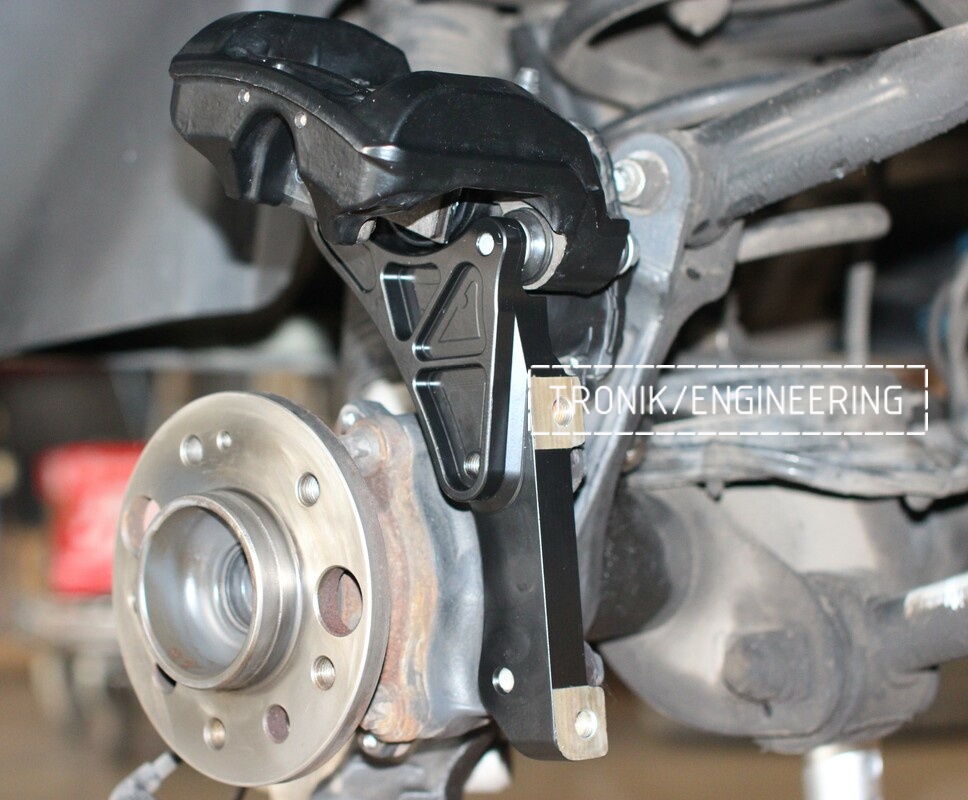 Carbon ceramic brake system for Mercedes-Benz new G-class. Pic 15