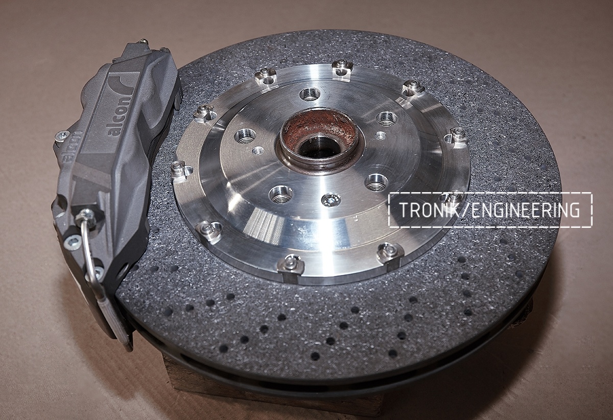 carbon ceramic brake system VW Golf GTI pic1