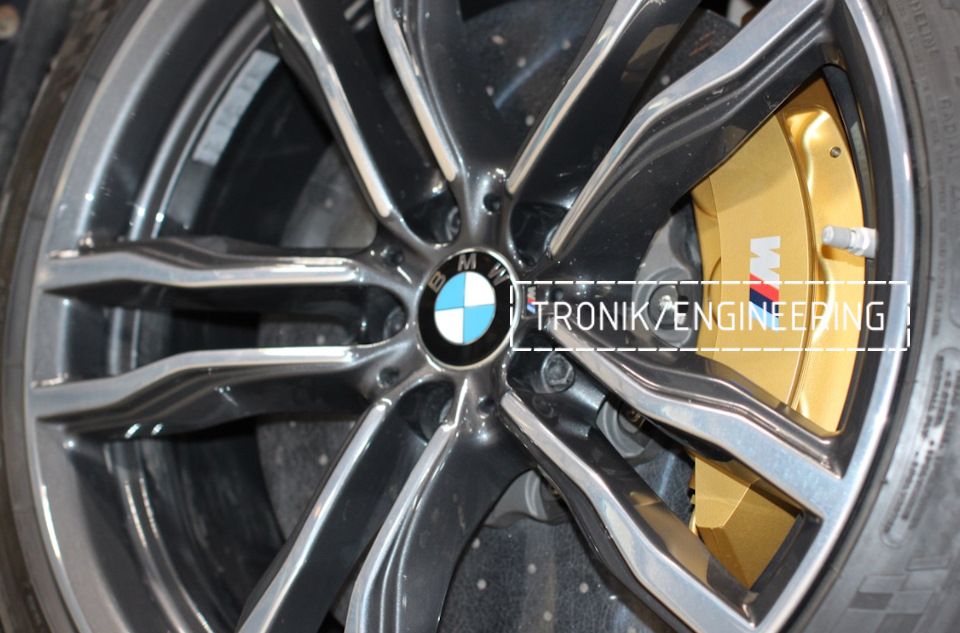 BMW X5M F85 carbon ceramic brakes BBK for real!. Pic 11