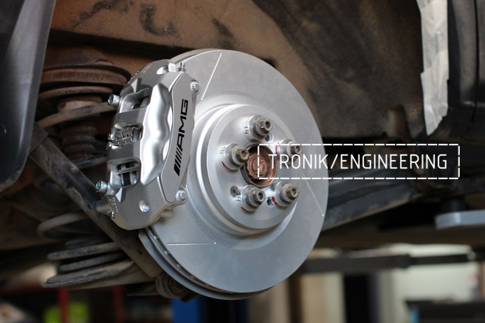 Long awaited  Mercedes-Benz V-class brakes. Pic 10