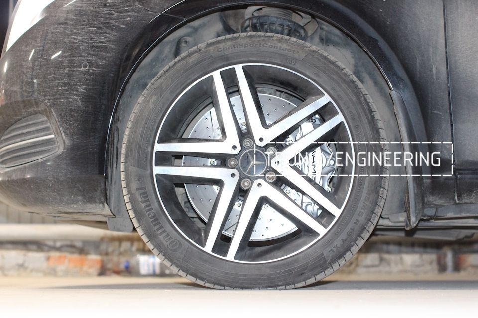 Long awaited  Mercedes-Benz V-class brakes. Pic 14