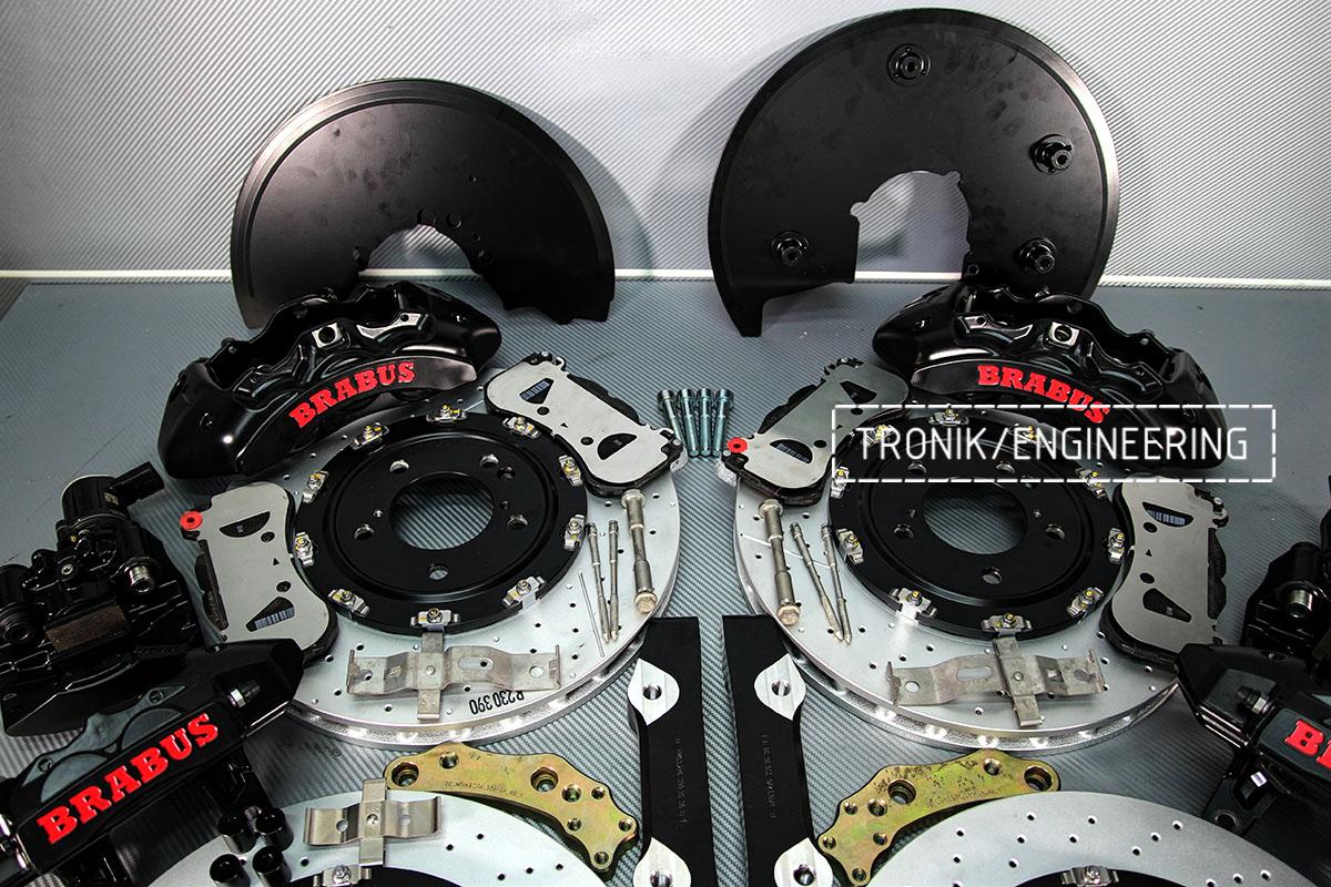 Mercedes-Benz G500 W463 Brake System Set. Photo 3