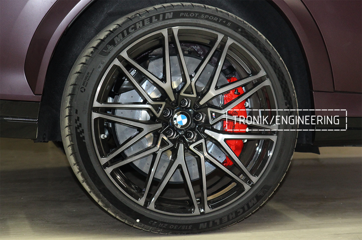 BMW X6 F96 Carbon-Ceramic Brake System Set. Pic 9