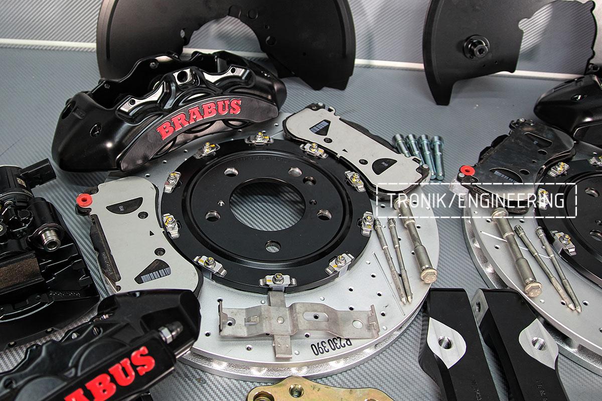 Mercedes-Benz G500 W463 Brake System Set. Photo 5
