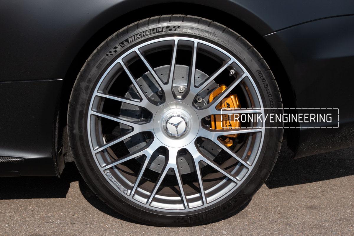 Mercedes Benz SLS W231 63 AMG Carbon Ceramic Brake System Set. Pic 21