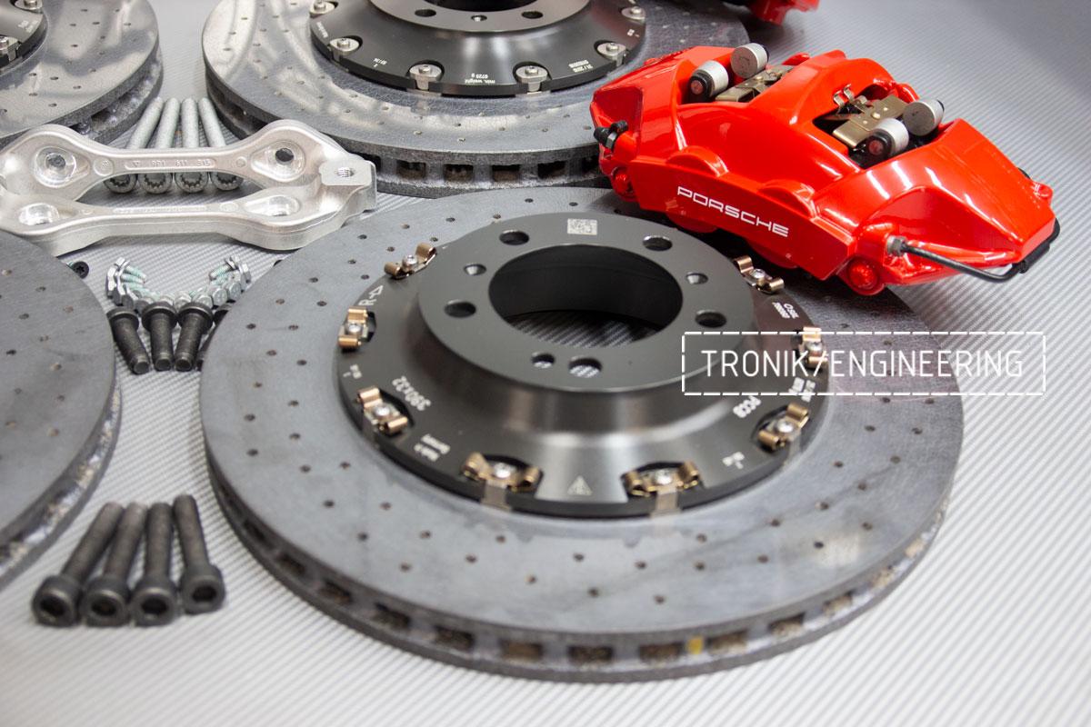 Porsche 992 Carrera Carbon-Ceramic Brake System. Pic 10