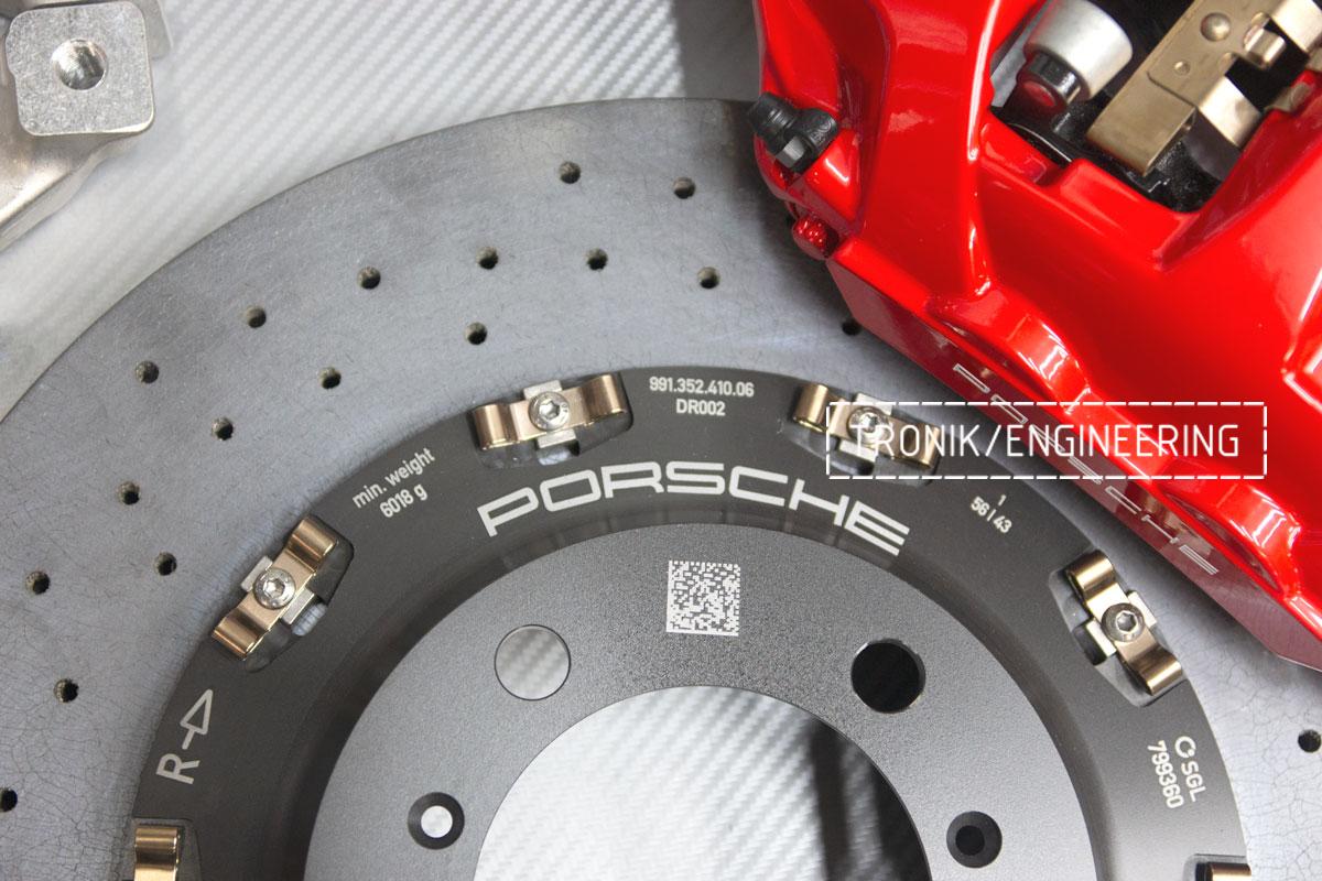 Porsche 992 Carrera Carbon-Ceramic Brake System. Pic 8