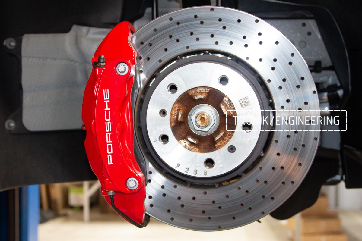Porsche 992 Carrera Carbon-Ceramic Brake System. Pic 4