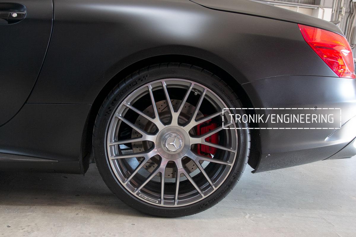 Mercedes Benz SLS W231 63 AMG Carbon Ceramic Brake System Set. Pic 2