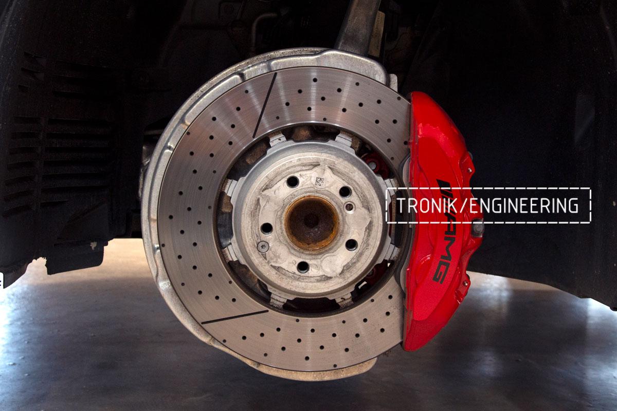 Mercedes Benz SLS W231 63 AMG Carbon Ceramic Brake System Set. Pic 3