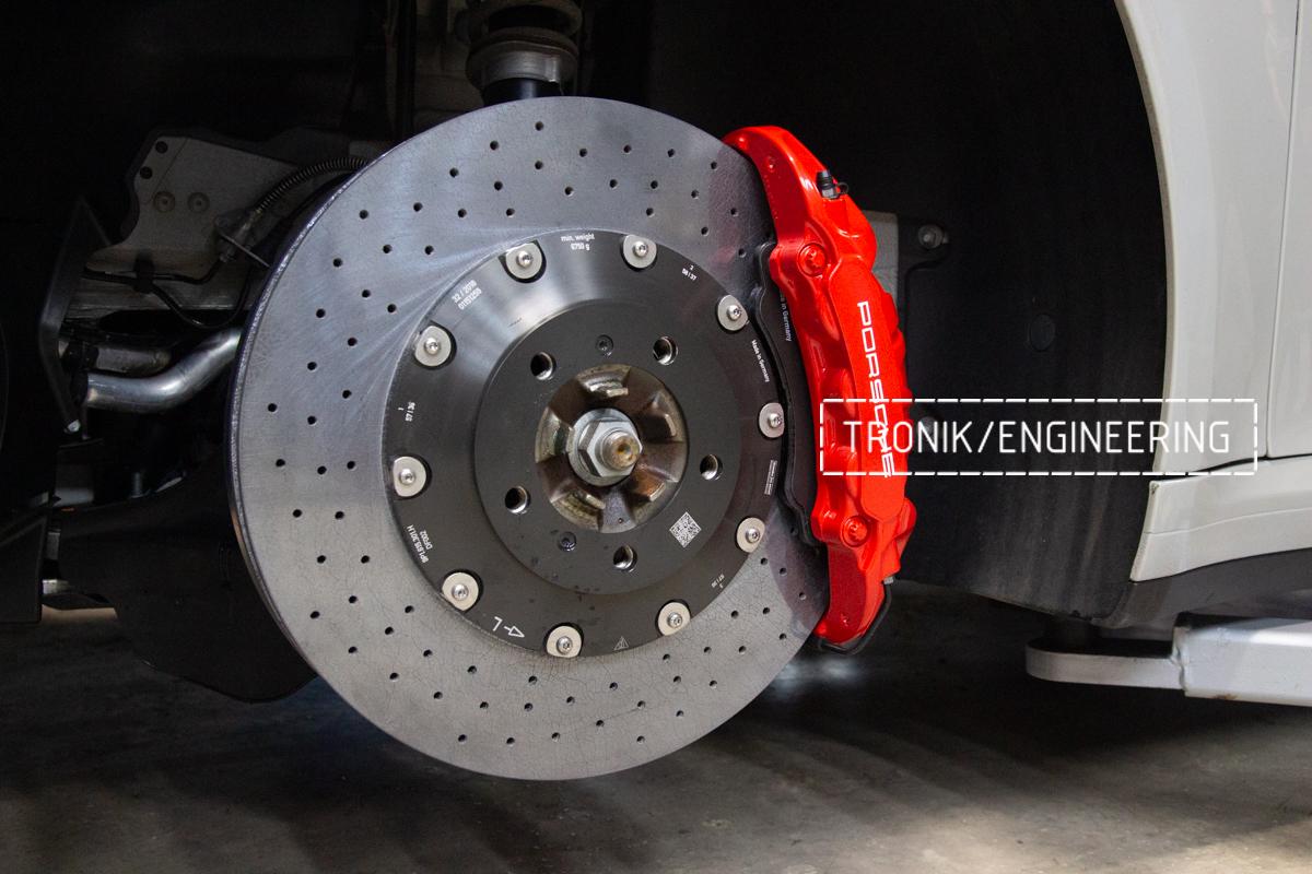 Porsche 992 Carrera Carbon-Ceramic Brake System. Pic 16