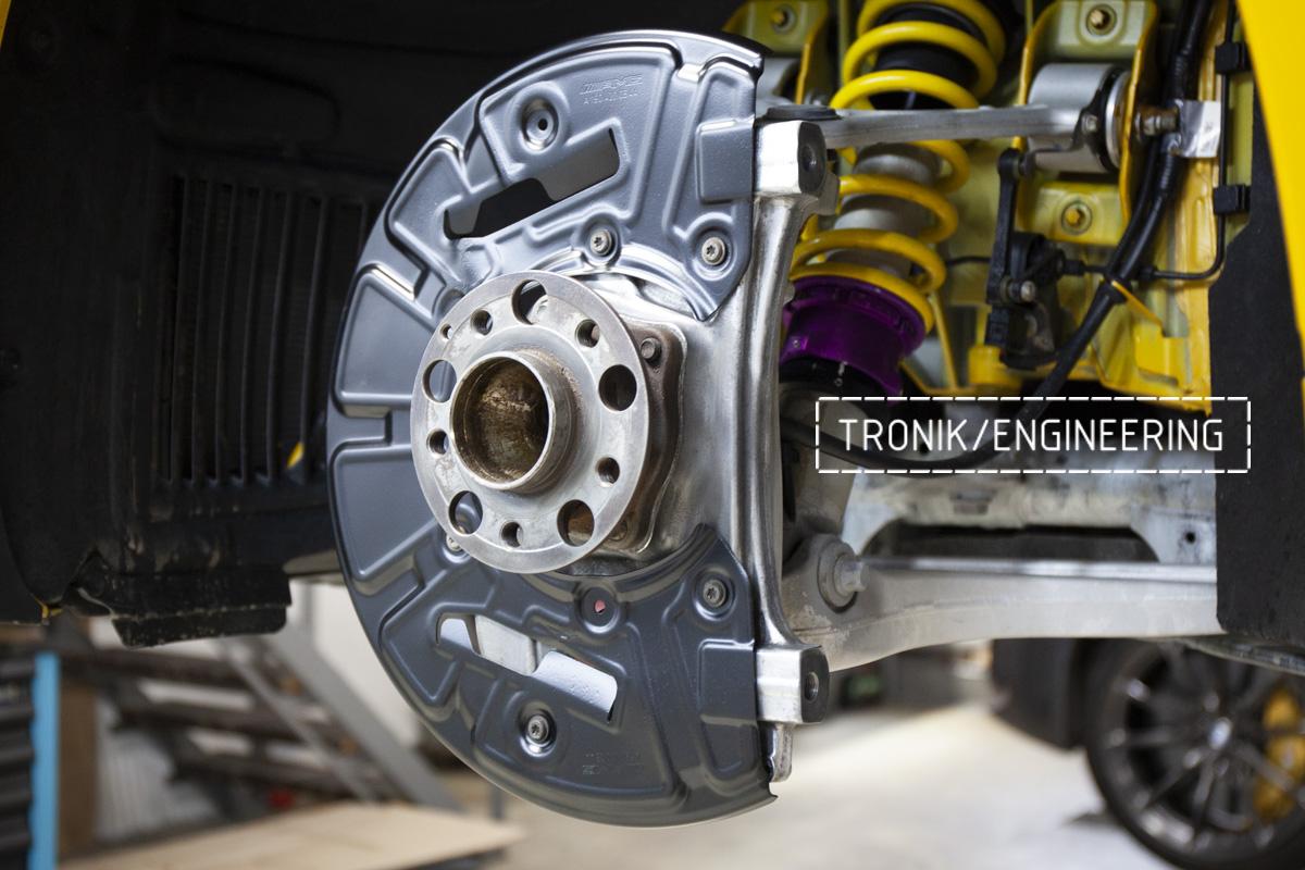 Mercedes-Benz AMG GT Carbon-Ceramic Brake System Set. Pic 4