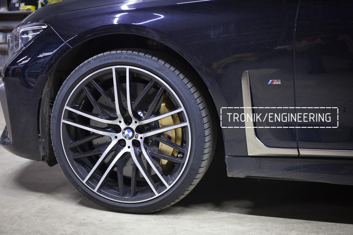 BMW G12 7-series carbon-ceramic brakes. Pic 19