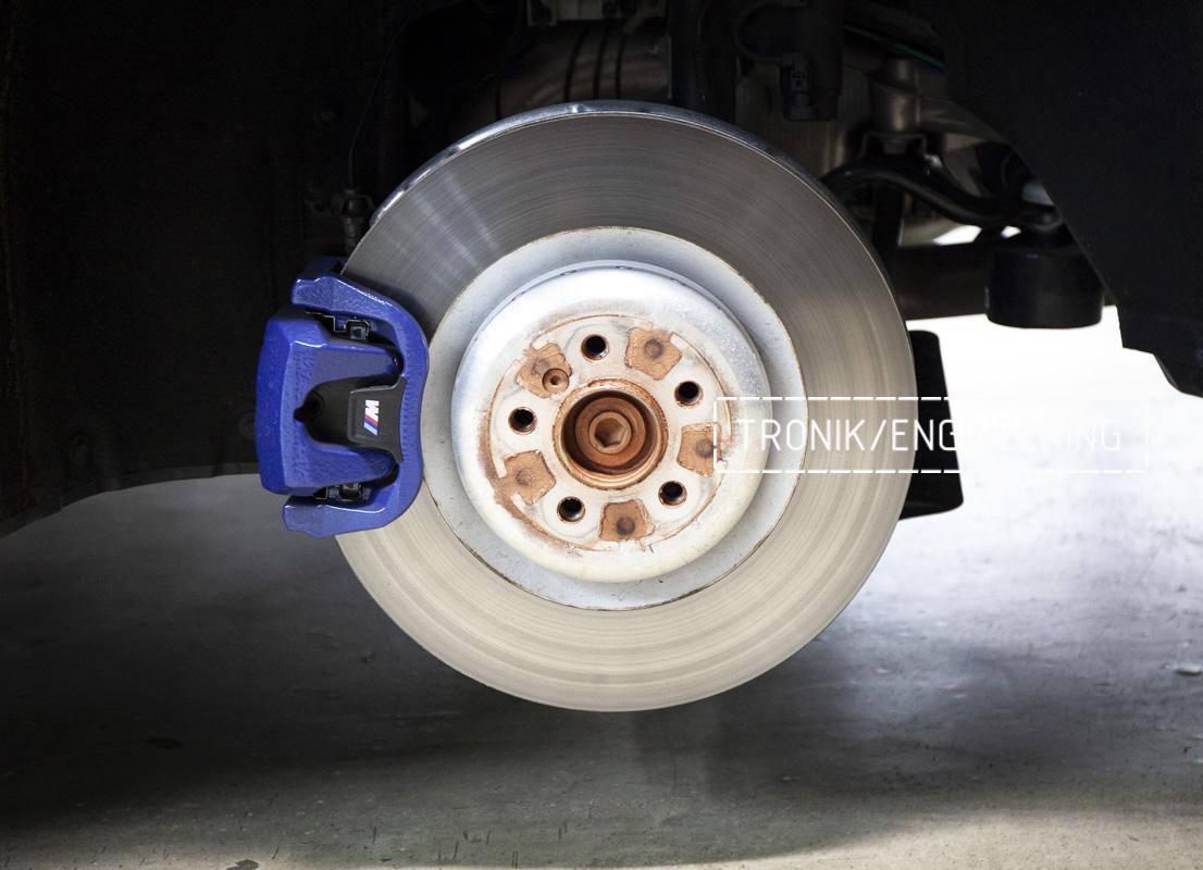 BMW G12 7-series carbon-ceramic brakes. Pic 5