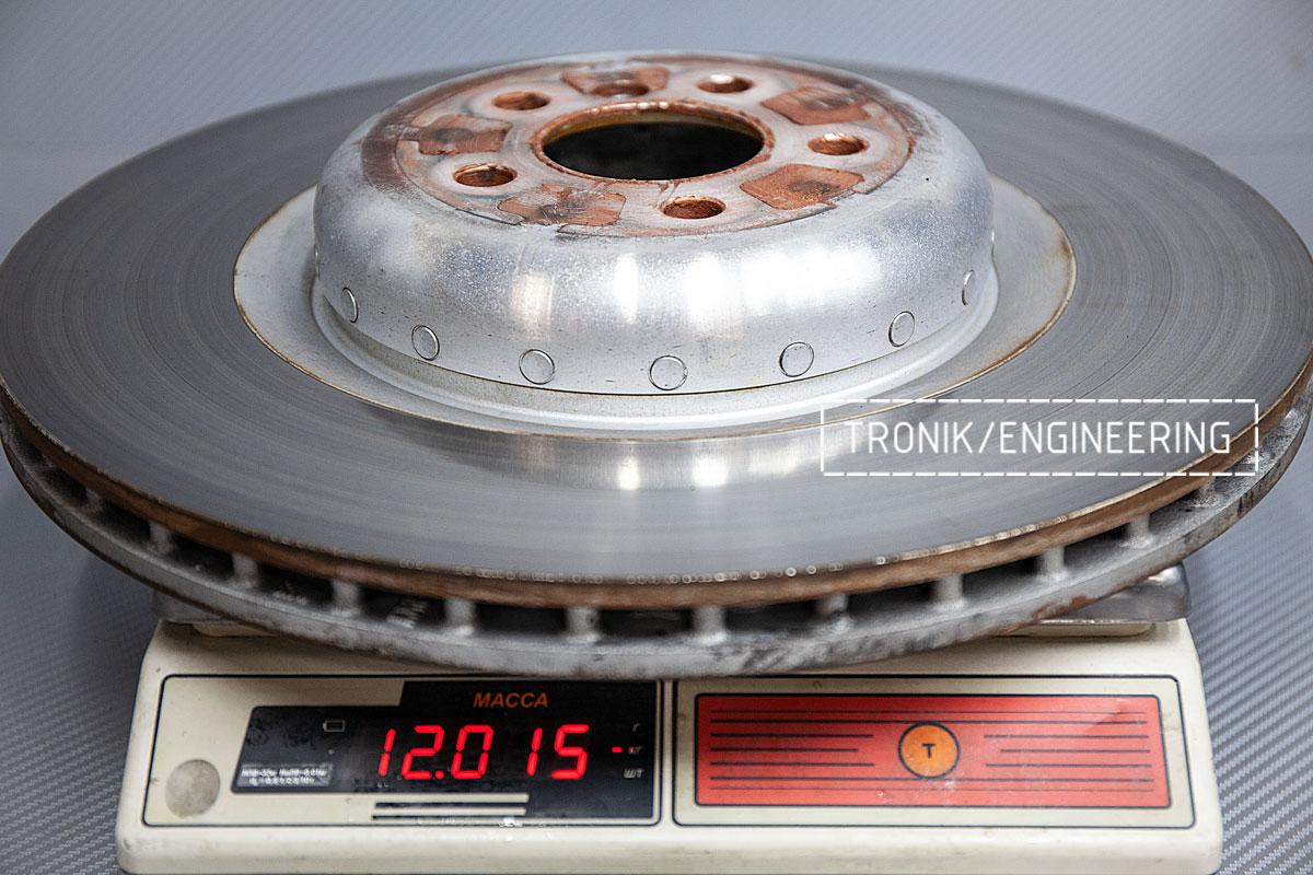 BMW G12 7-series carbon-ceramic brakes. Pic 11