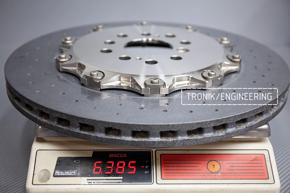 BMW G12 7-series carbon-ceramic brakes. Pic 12