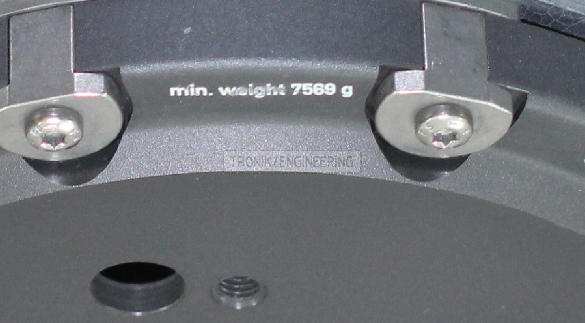 minimum weight displayed on rotor's hat