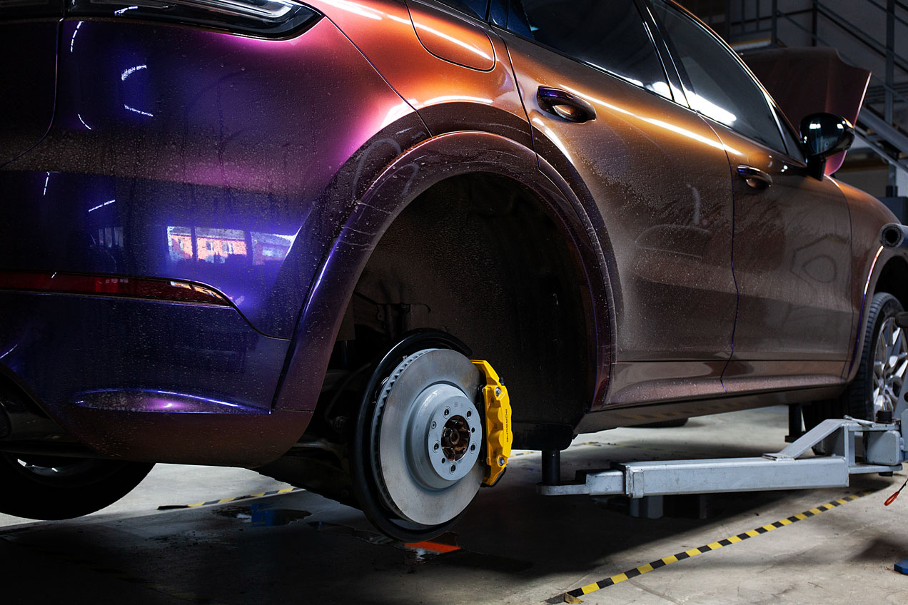 thumbnail image 2 of Kinetix Drilled Brake Discs & Pads Kit For Porsche Cayenne | Front & Rear | 350mm/330mm | W/ Sensors 2 of 5