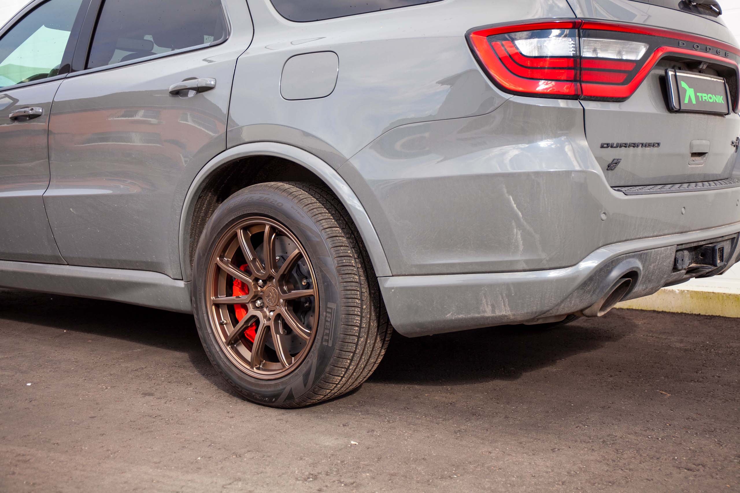 Carbon ceramic brake system for Dodge Durango. Pic 11