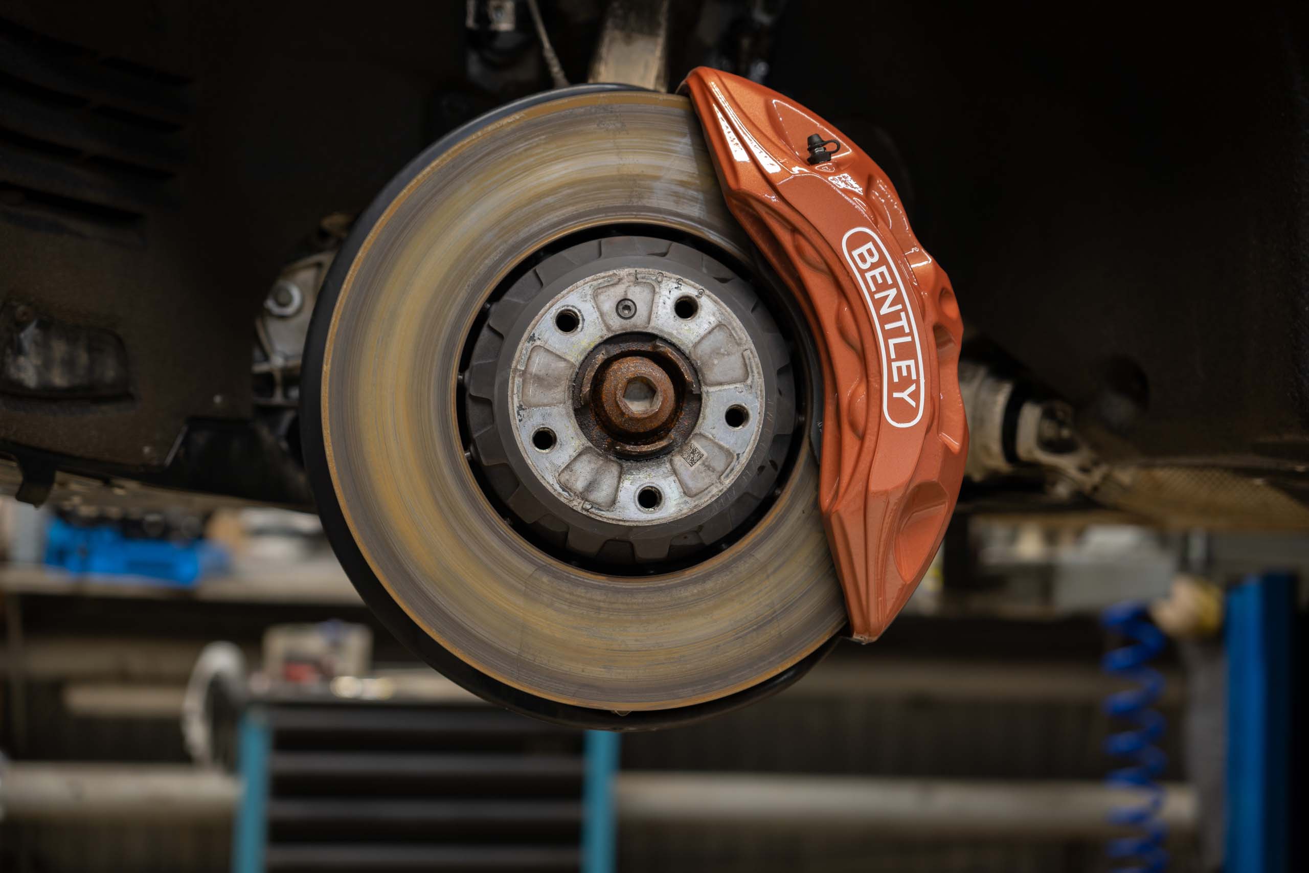 OEM brake system Bentley Bentayga. Pic 6