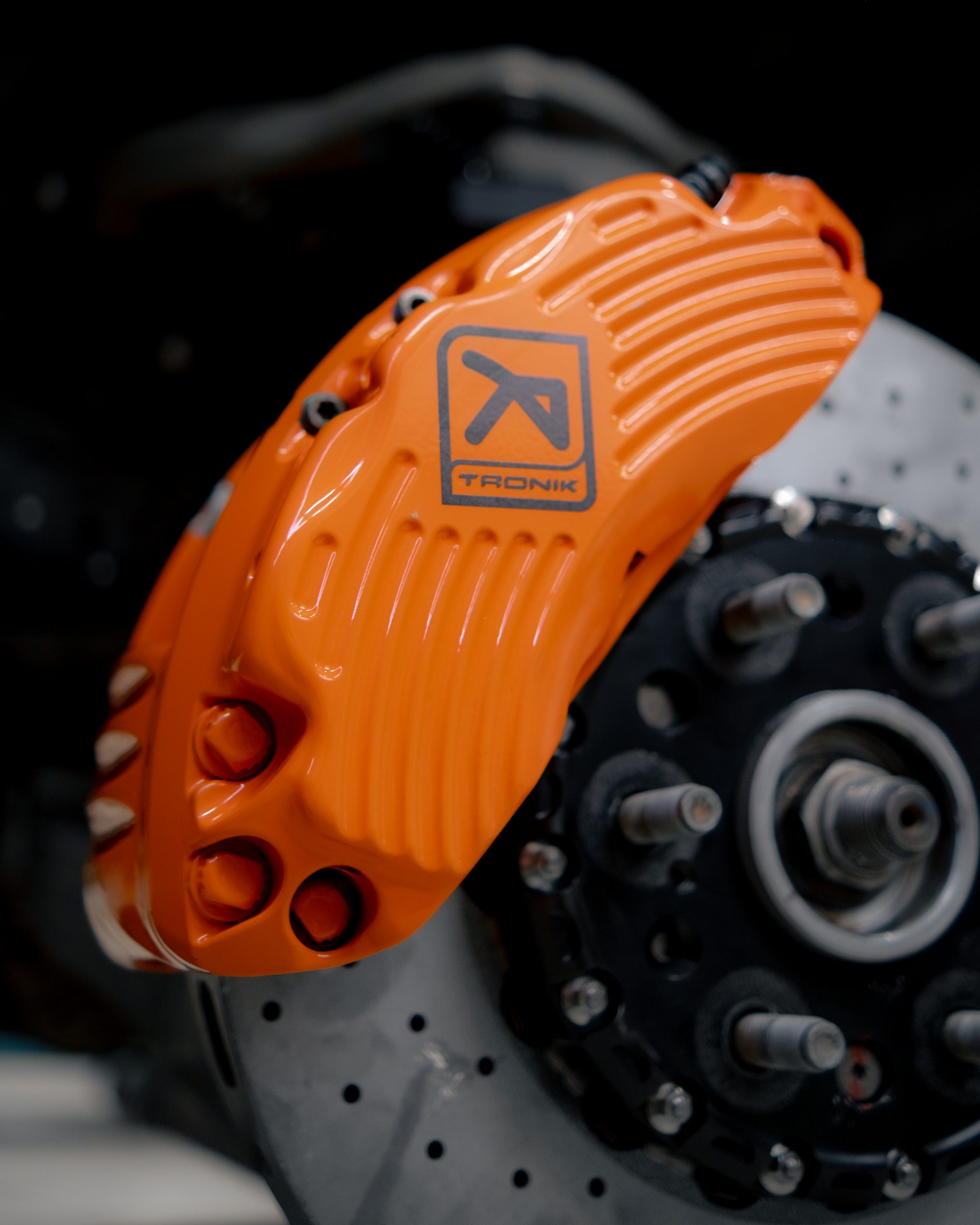Carbon ceramic brake system for Dodge RAM TRX. Pic 3