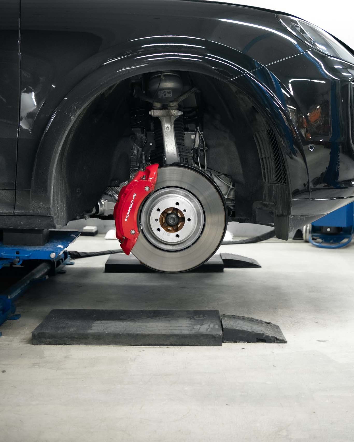 OEM brake system Porsche Cayenne. Pic 6