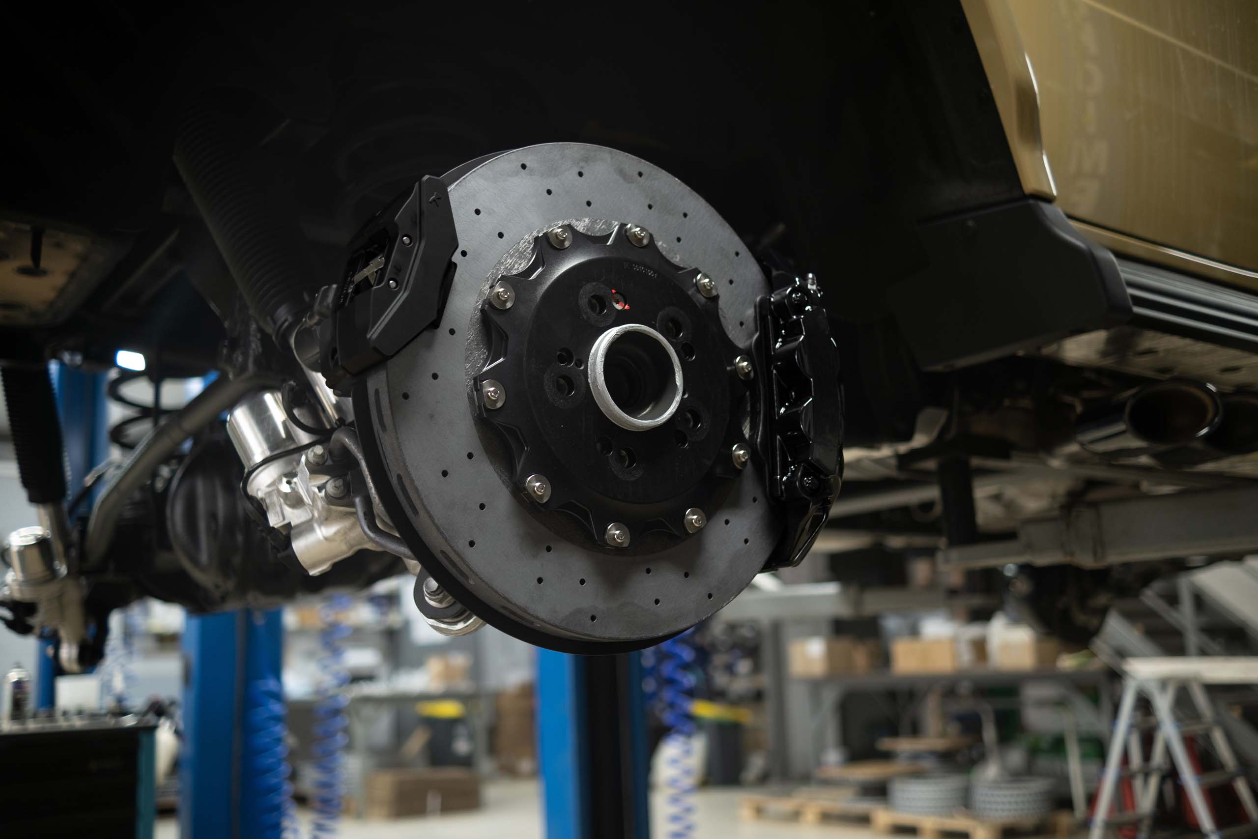 Carbon ceramic brake system for Mercedes-Benz W463.276. Pic 10