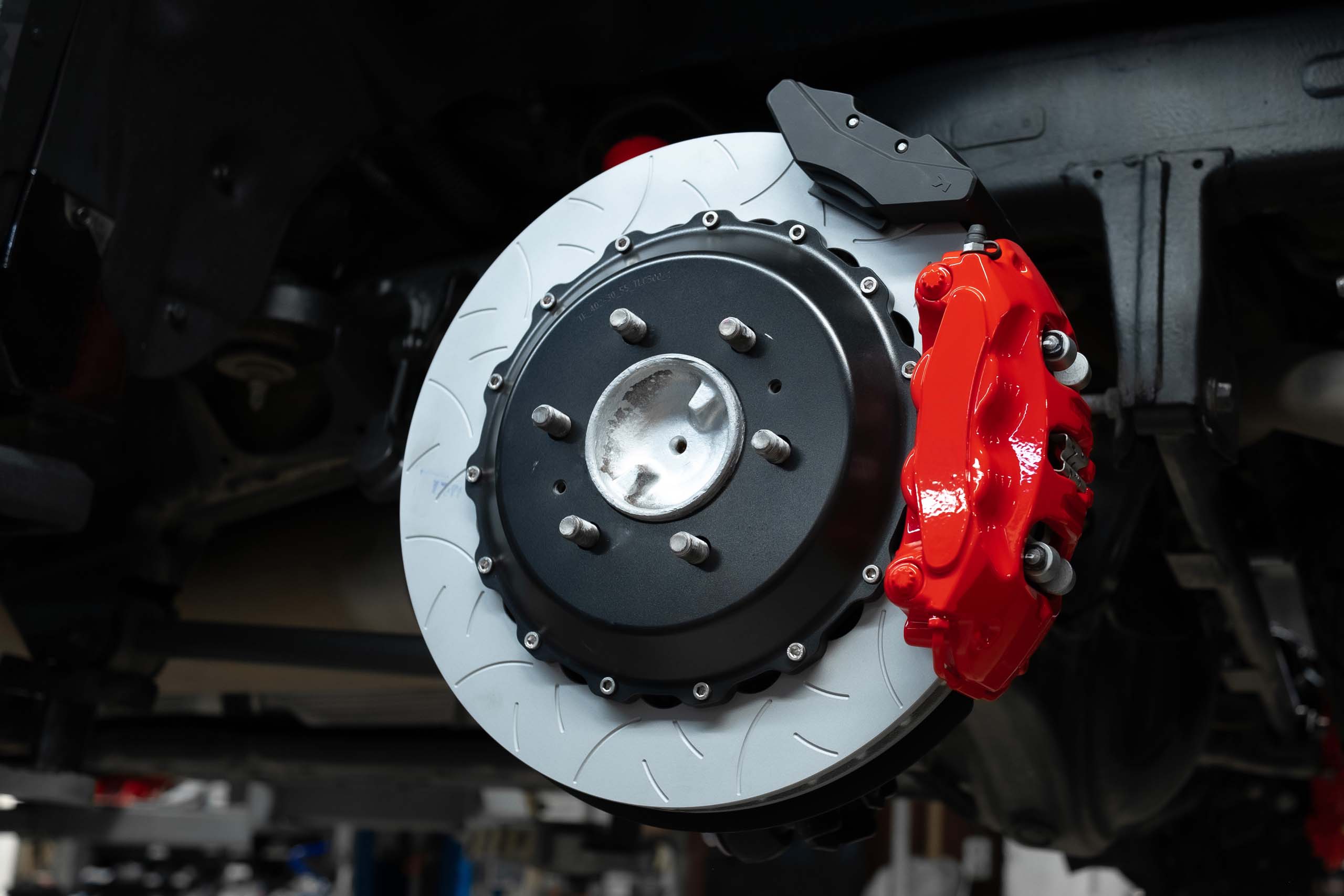 Brake system for Toyota Sequoia. Pic 16