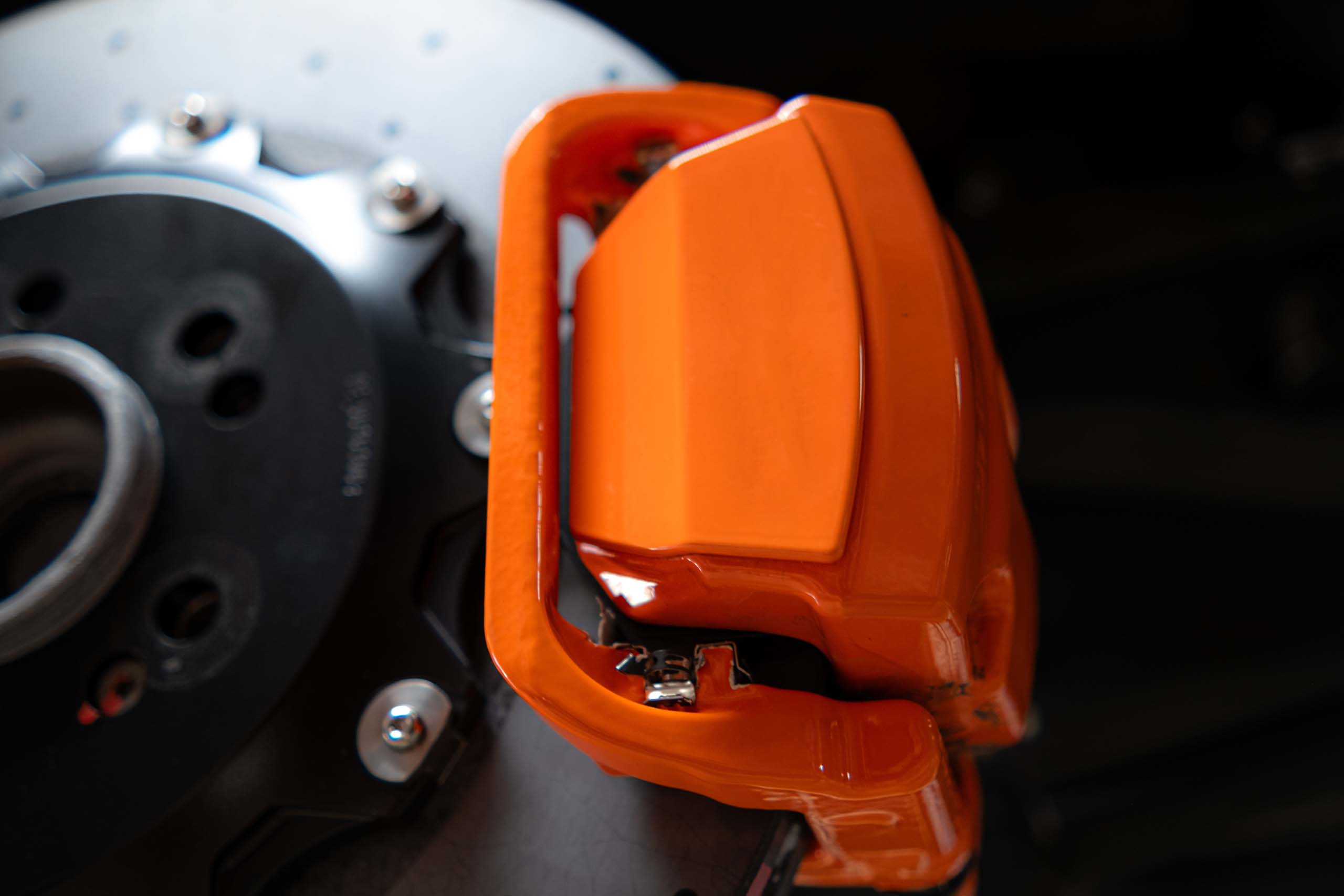 Carbon-ceramic brake system for Mercedes-Benz G class. Pic 6