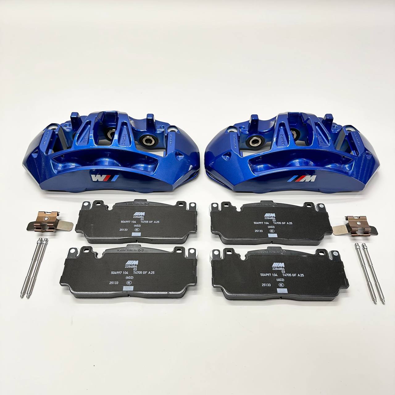 BMW M5 F10 front OEM 6-piston brake calipers (pair) with OEM brake pads - Image 9