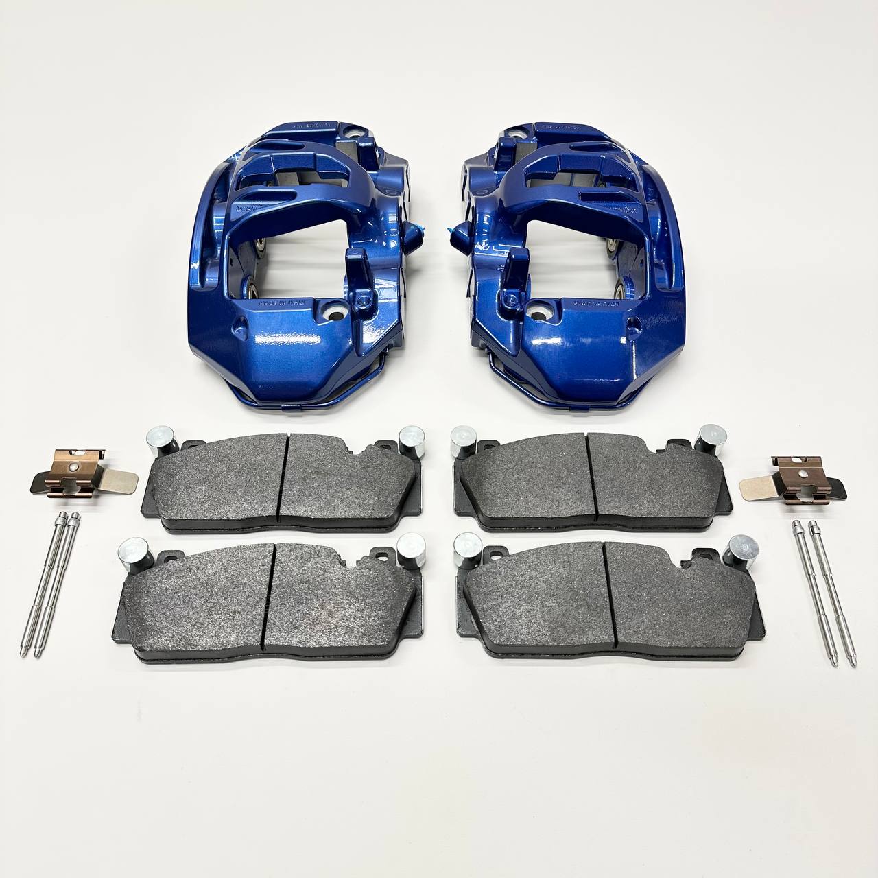 BMW M5 F10 front OEM 6-piston brake calipers (pair) with OEM brake pads - Image 8