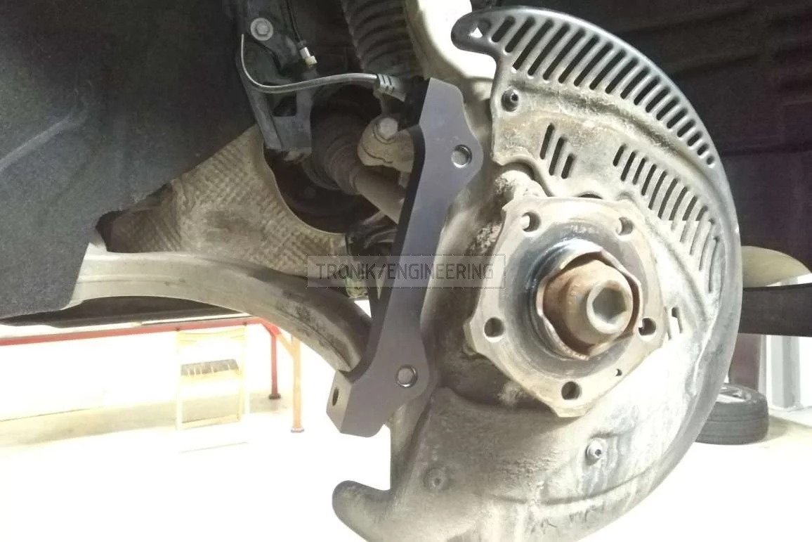 front caliper adapter Audi SQ5 pic1