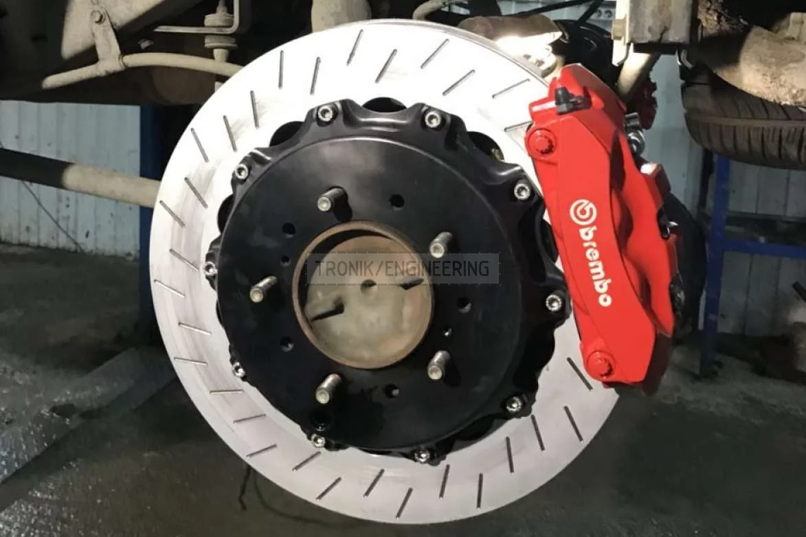 rear axle brake system & Brembo 4 pot caliper & rotor 402-30 pic2