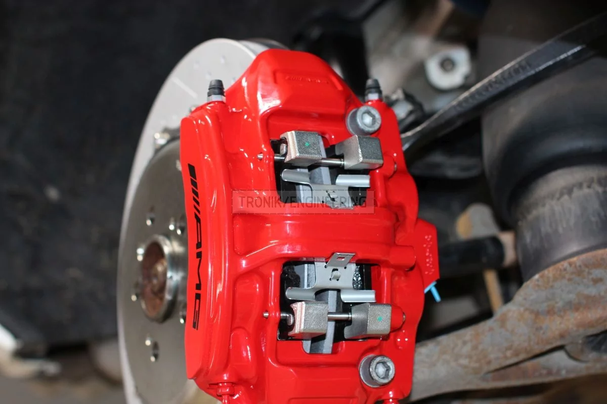 rear brake rotor&caliper installed into W164 pic3