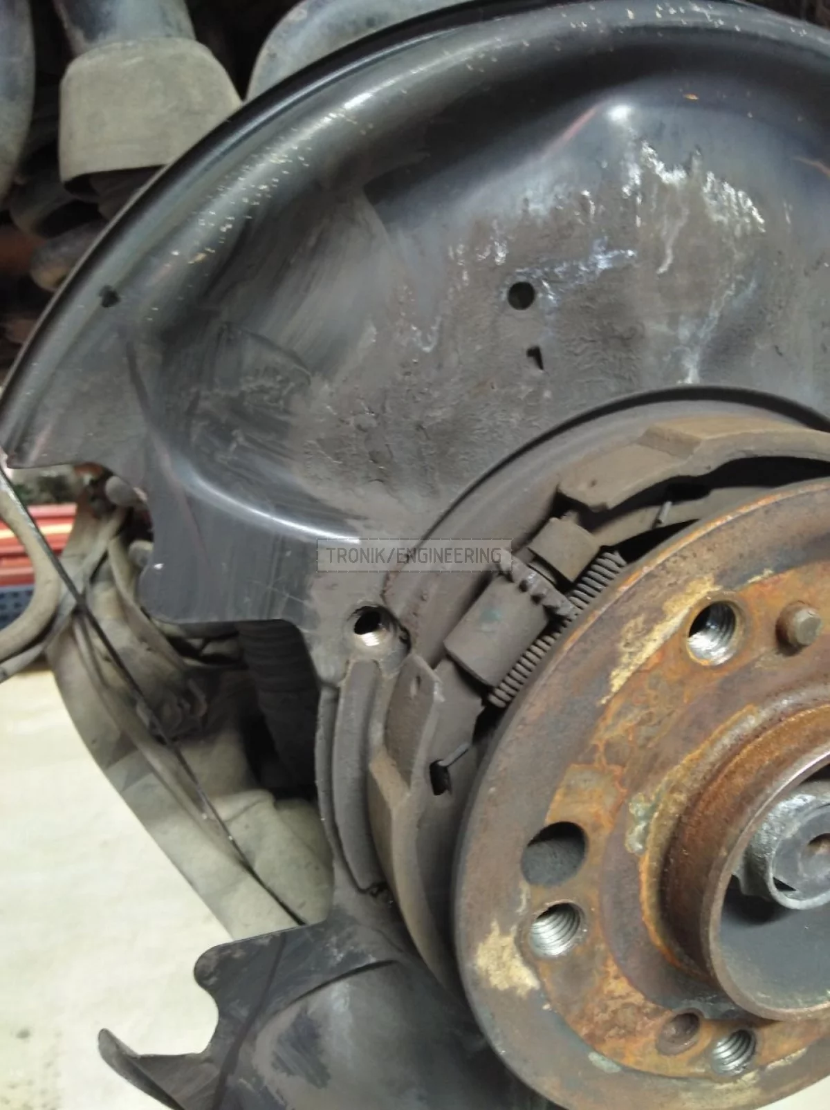 rear brake rotor dust shield