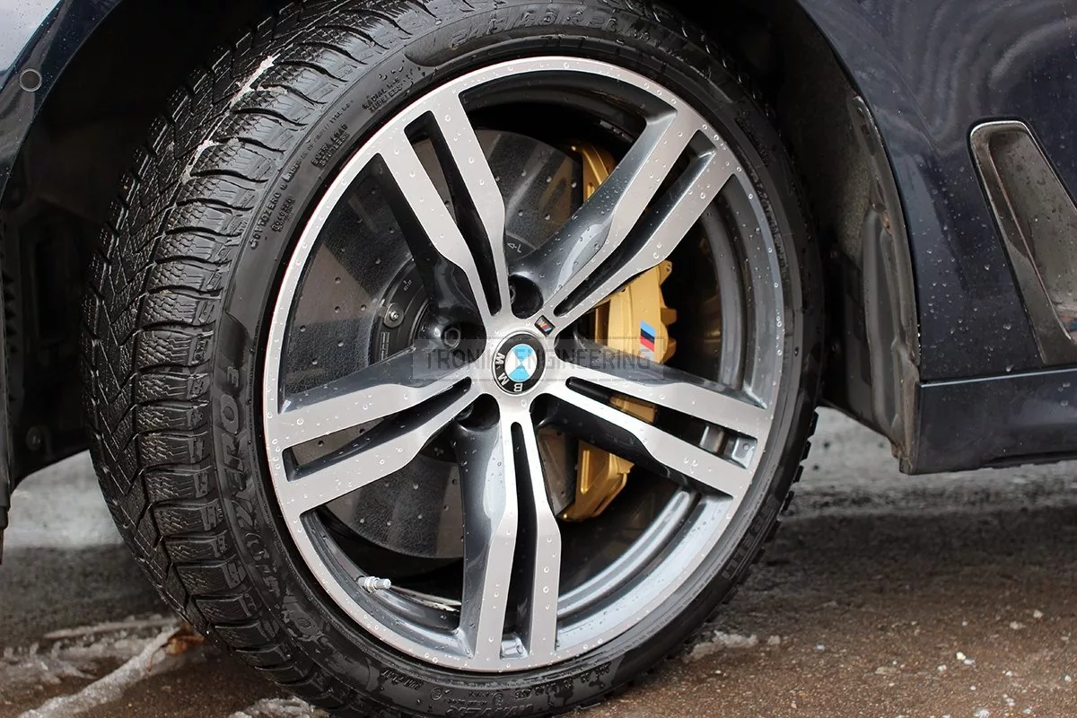 installed brake system BMW G11 pic 7