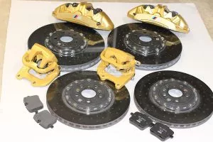 carbon ceramik brake system set BMW F90 pic 1