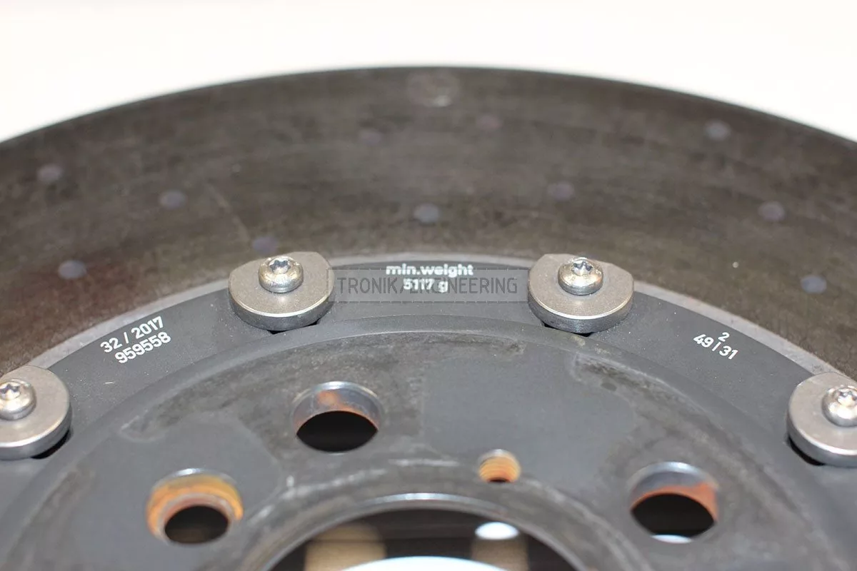 minimal weight right rear brake rotor 5117 gr