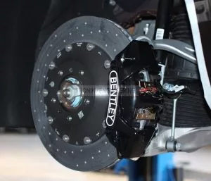 4 pot Brembo caliper & rotor 410-32 CBB pads & dust shield