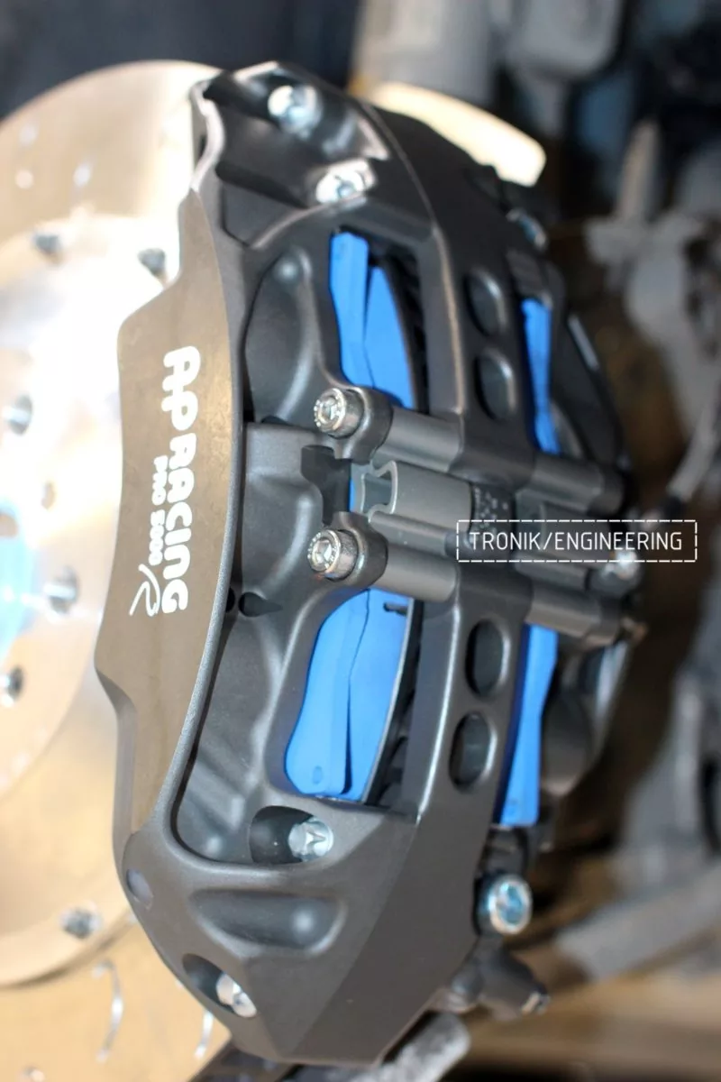 AP racing brake system front axle of BMW M3 F80 pic2