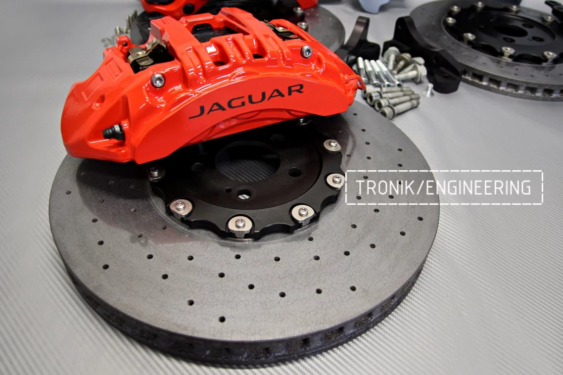 front brake rotor & caliper pic2