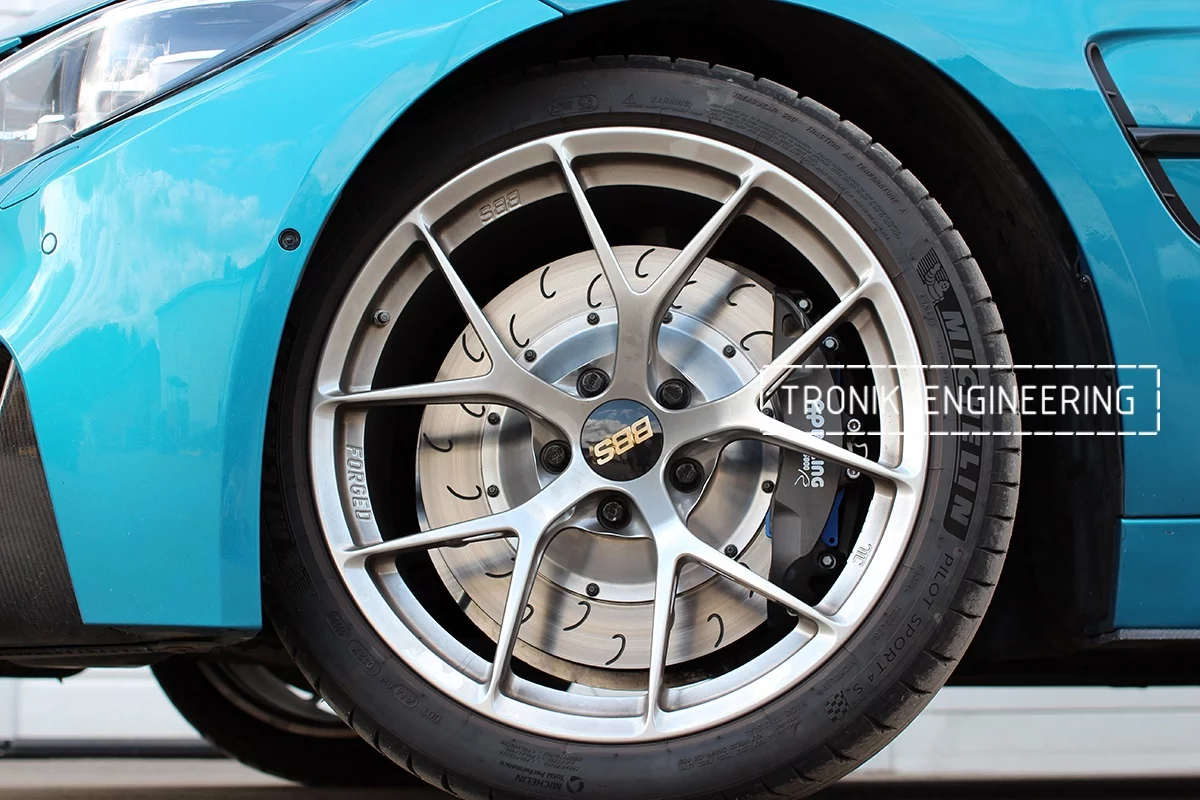  installed AP racing brake system front axle for BMW M3 F80 pic3