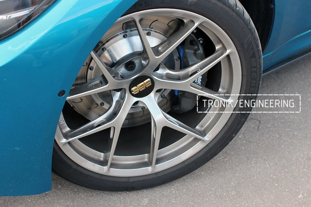  installed AP racing brake system front axle for BMW M3 F80 pic4