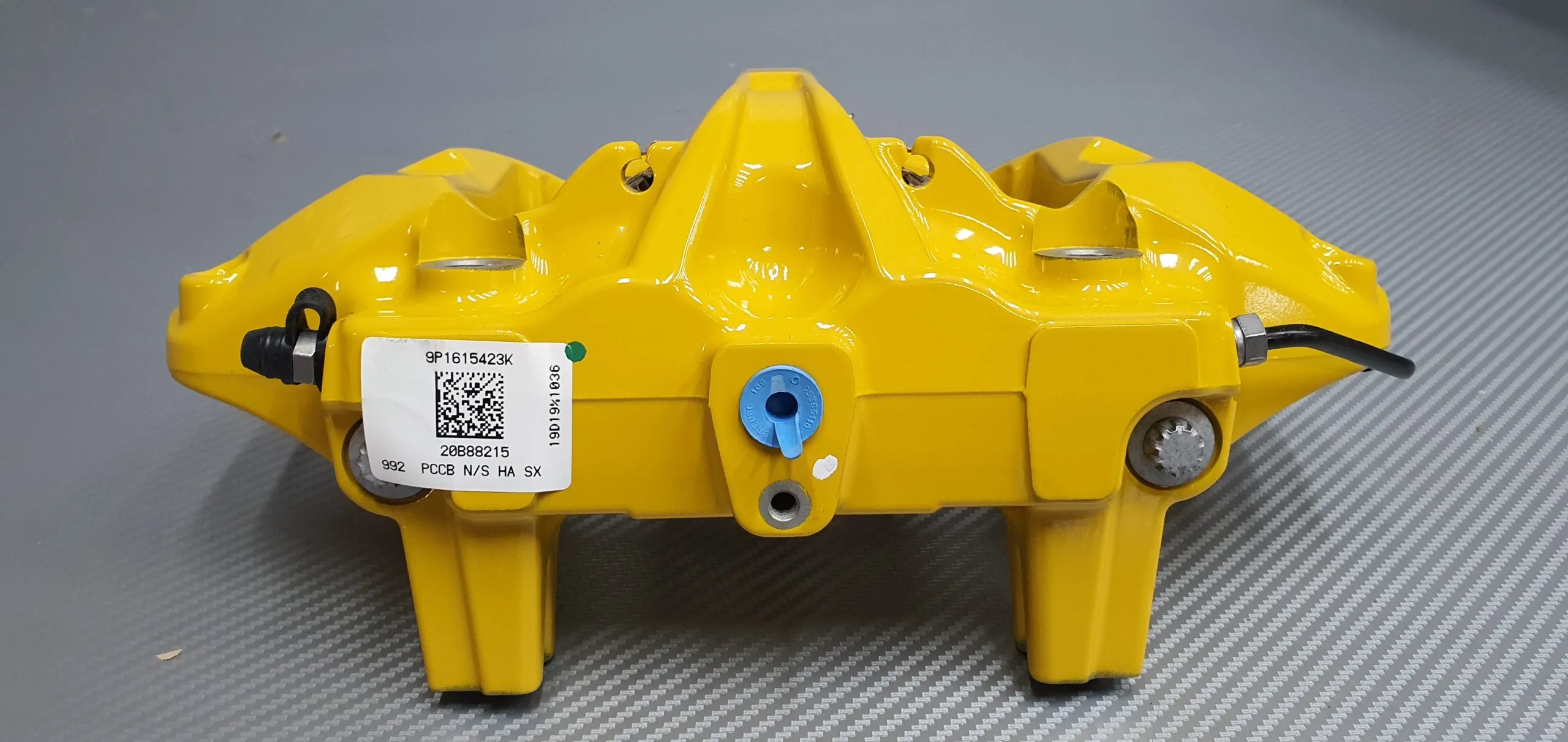 Rear Porsche 911 Carrera caliper 9P1615423k, left. pic 5