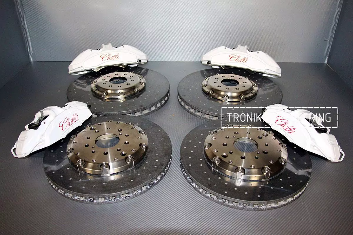 Carbon-ceramic brakes for Nissan GT-R. pic 2