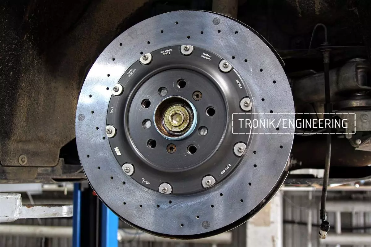 BMW M6 F06 Ceramic Rear Brake Disc. Photo 1