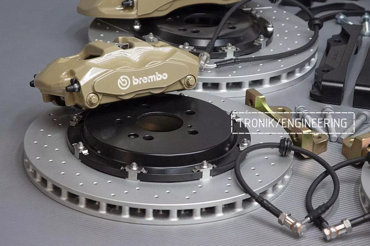 Mercedes-Benz W447 V-class brakes. pic 2