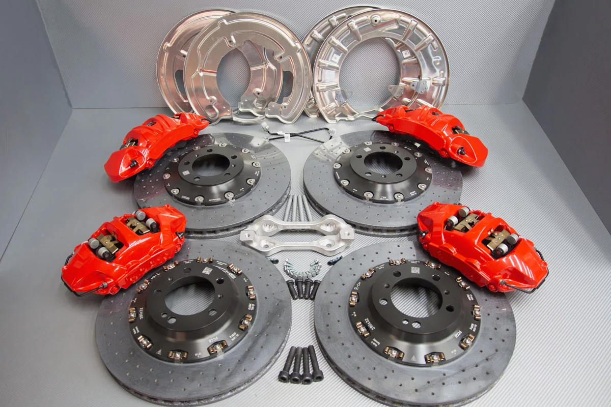 Porsche 992 Carrera carbon-ceramic brakes